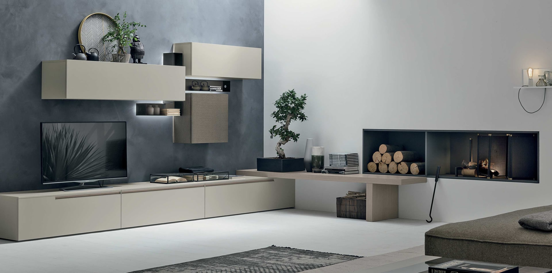 Composizione mobile TV Tomasella in colore beige nero stile moderno